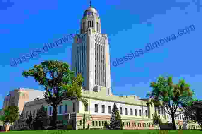 Nebraska State Capitol Building, Lincoln, Nebraska A Walking Tour Of Lincoln Nebraska (Look Up America Series)