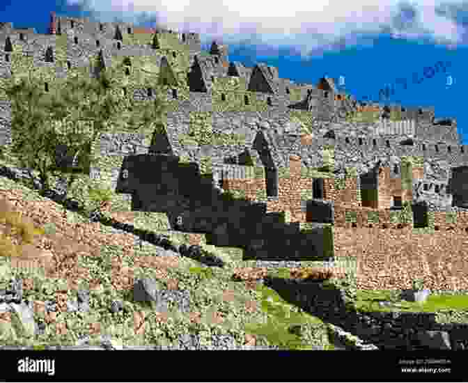 The Awe Inspiring Ruins Of Machu Picchu, Peru. The Two Major Cities Of The Inca Empire : Cuzco And Machu Picchu History Kids Children S History