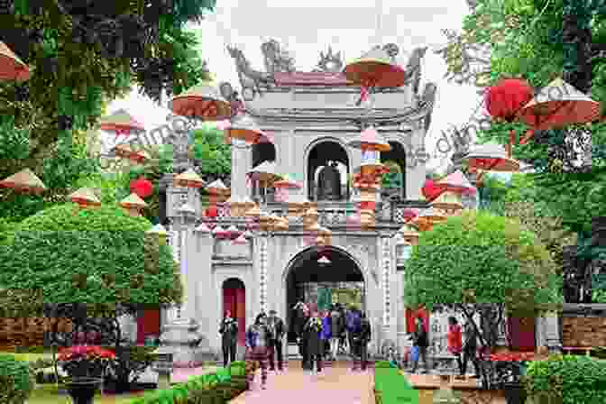 Vietnam Sights Uncovered Practical Travel Information Vietnam: Sights Uncovered: Barbara I Bond